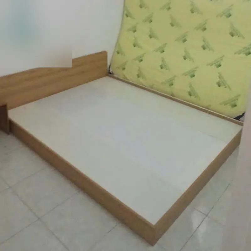 Giường Ngủ Cũ Dạng Bệt Có Tựa Đầu Gỗ